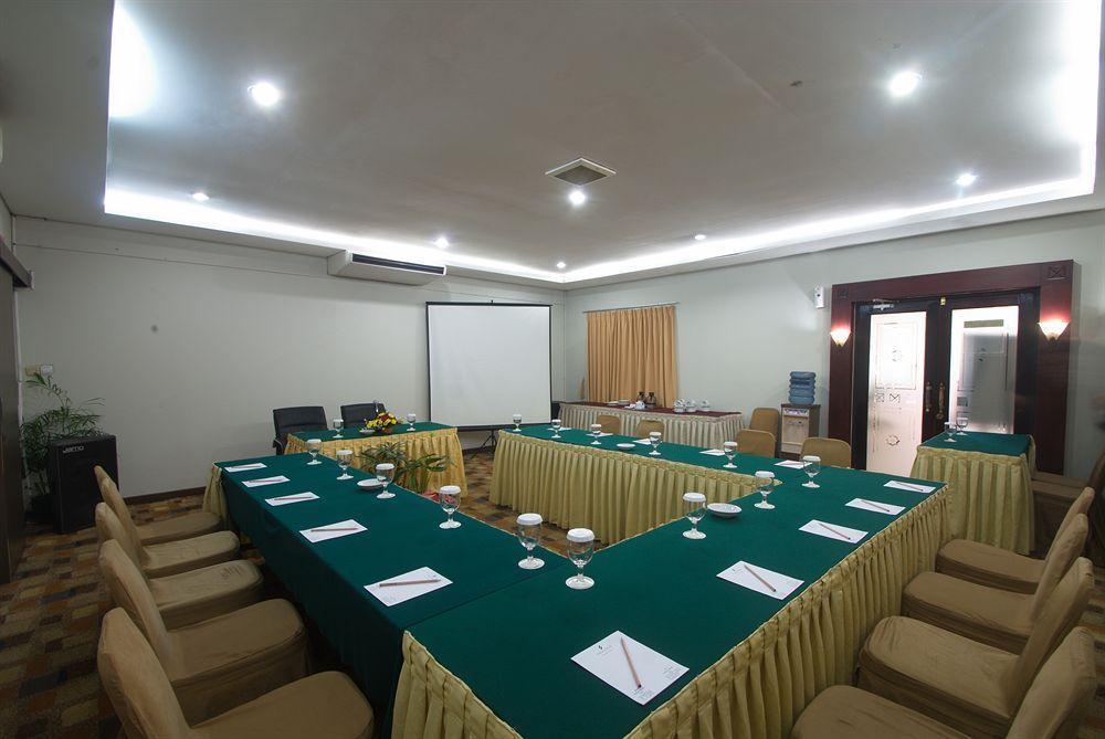Sofyan Hotel Soepomo Cakarta Dış mekan fotoğraf