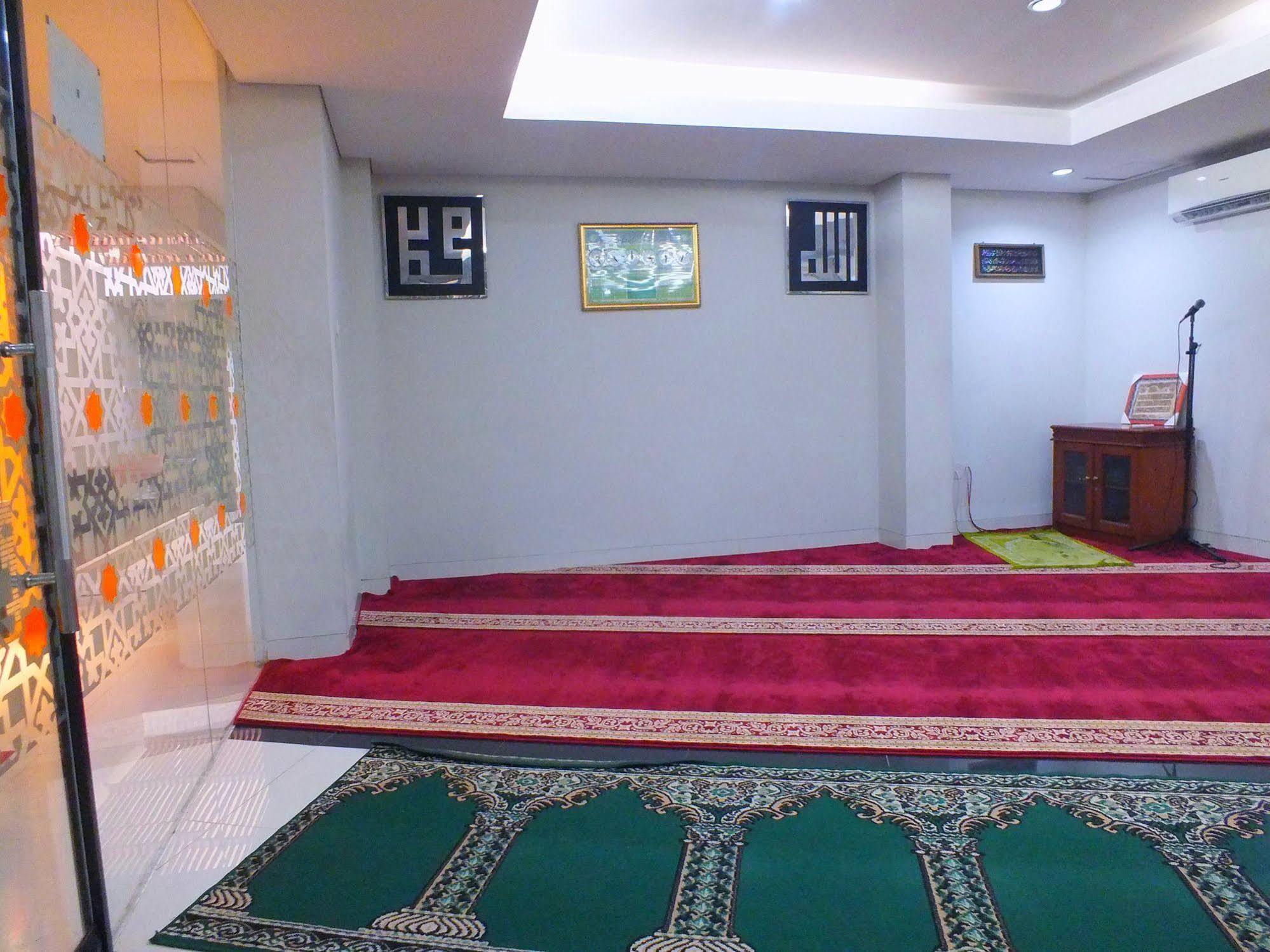 Sofyan Hotel Soepomo Cakarta Dış mekan fotoğraf