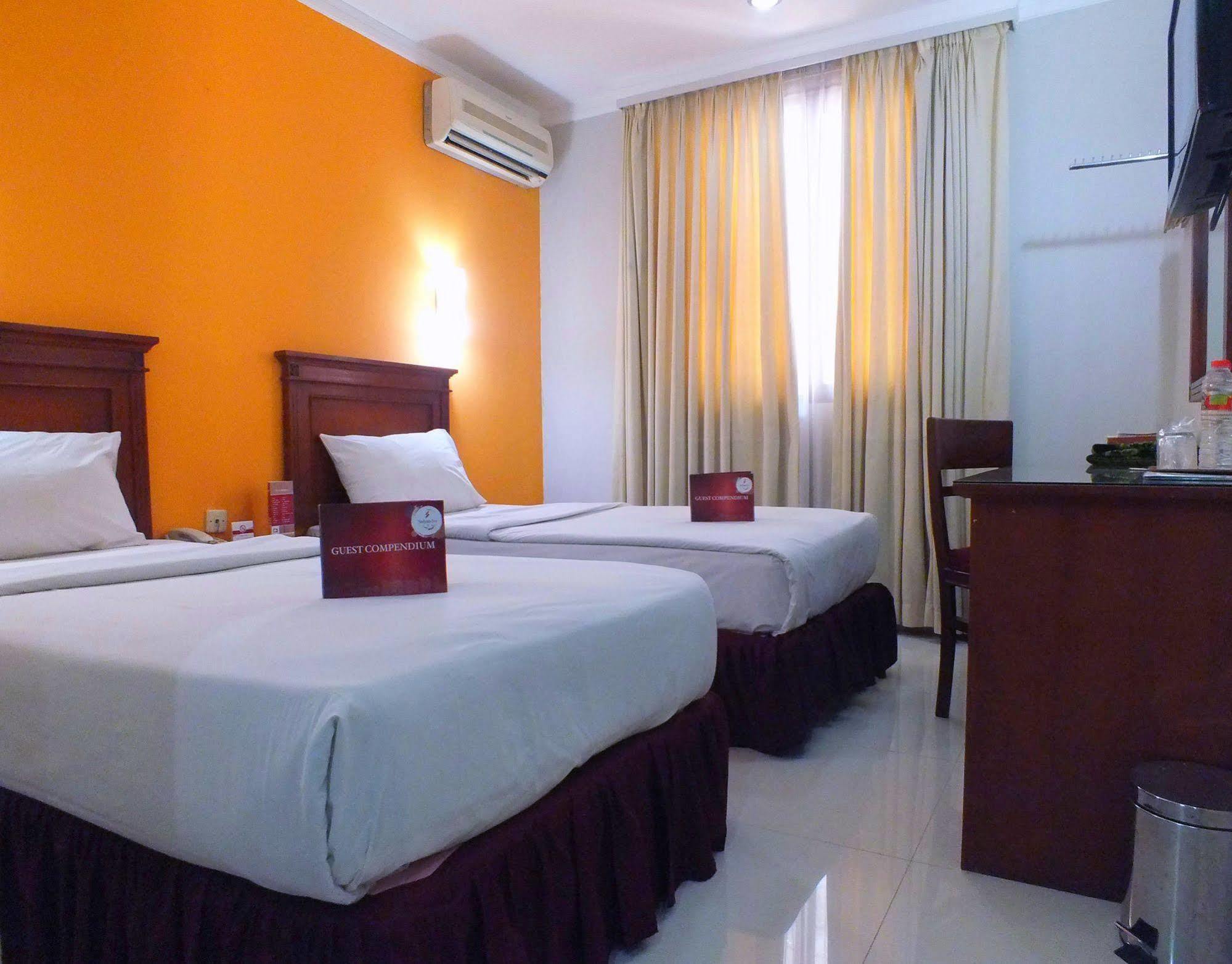 Sofyan Hotel Soepomo Cakarta Dış mekan fotoğraf